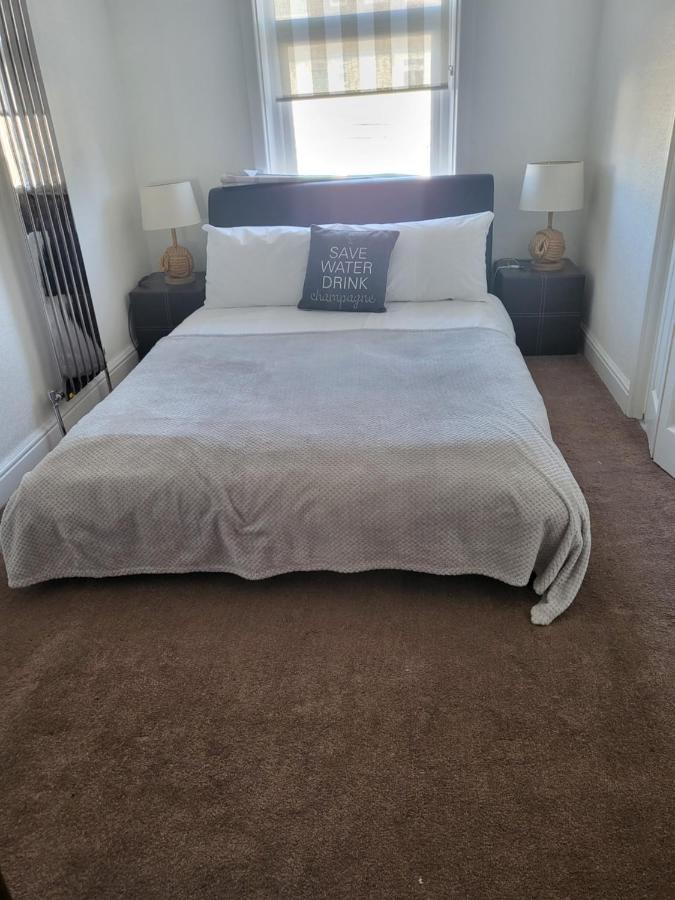 140 Bond Hotel Blackpool Kültér fotó